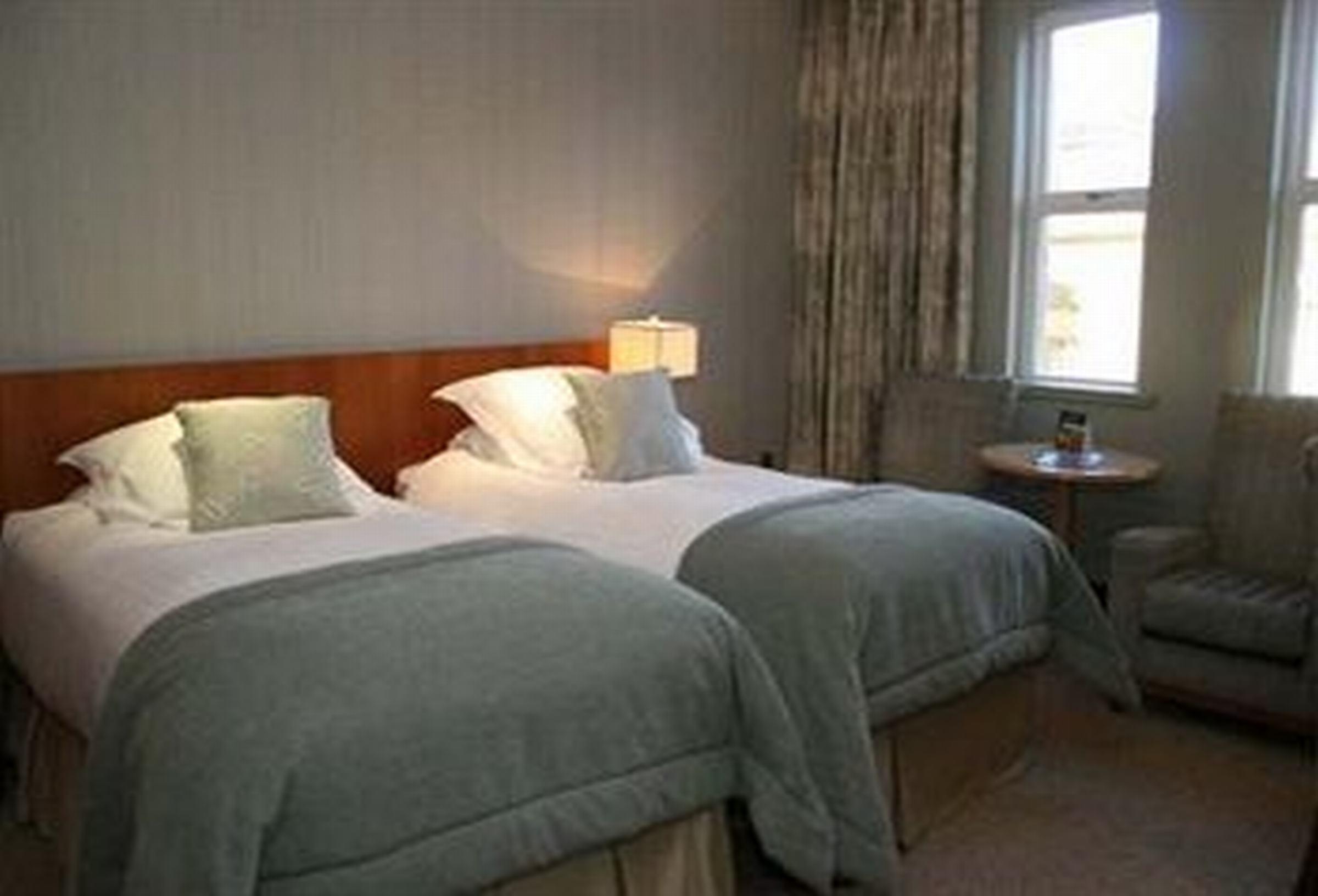 The Culloden Estate And Spa Holywood  Exterior foto A room at the hotel
