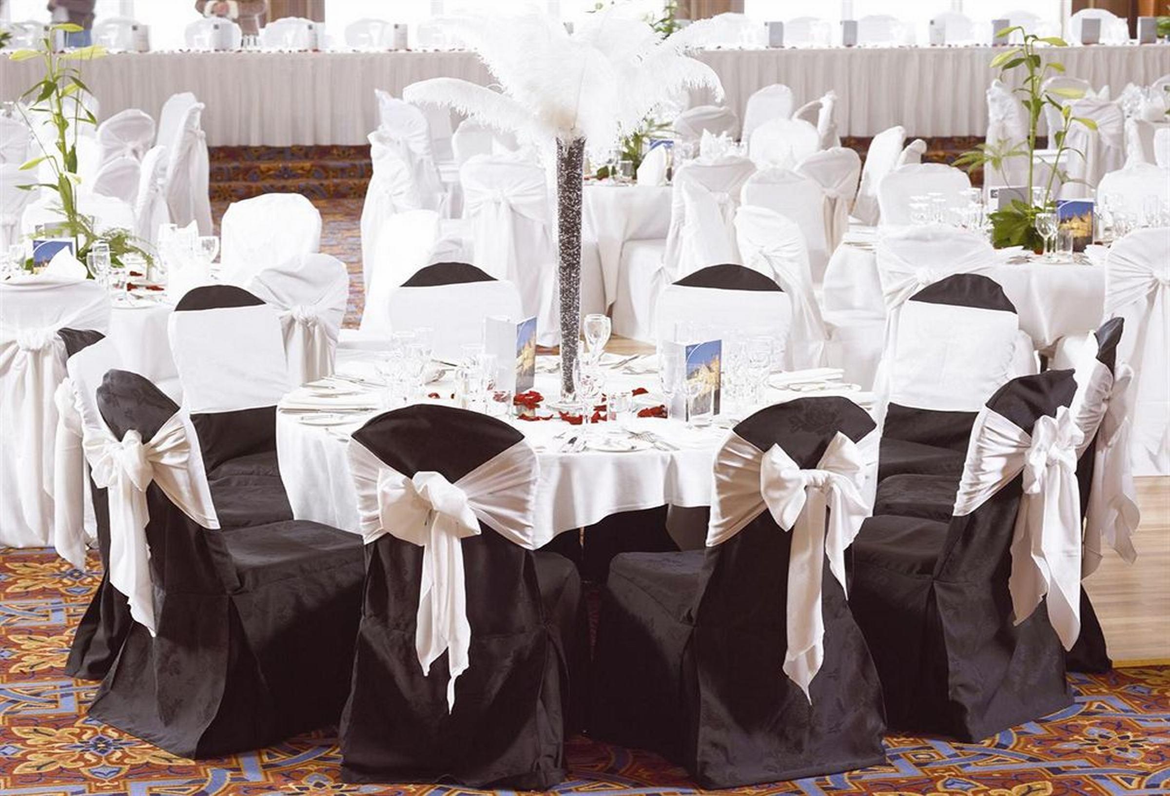The Culloden Estate And Spa Holywood  Facilidades foto Banquet chairs