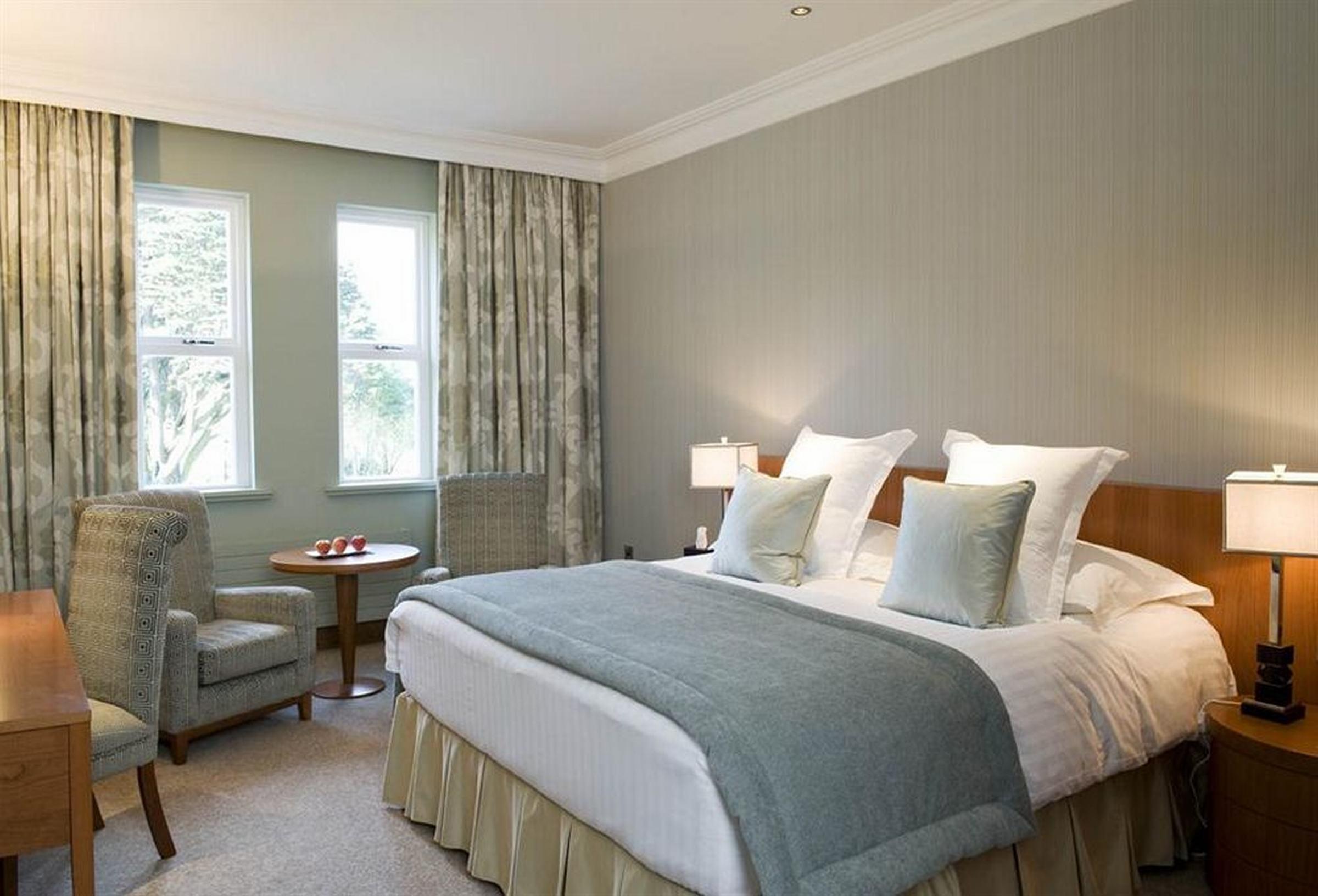 The Culloden Estate And Spa Holywood  Exterior foto A bedroom at the hotel