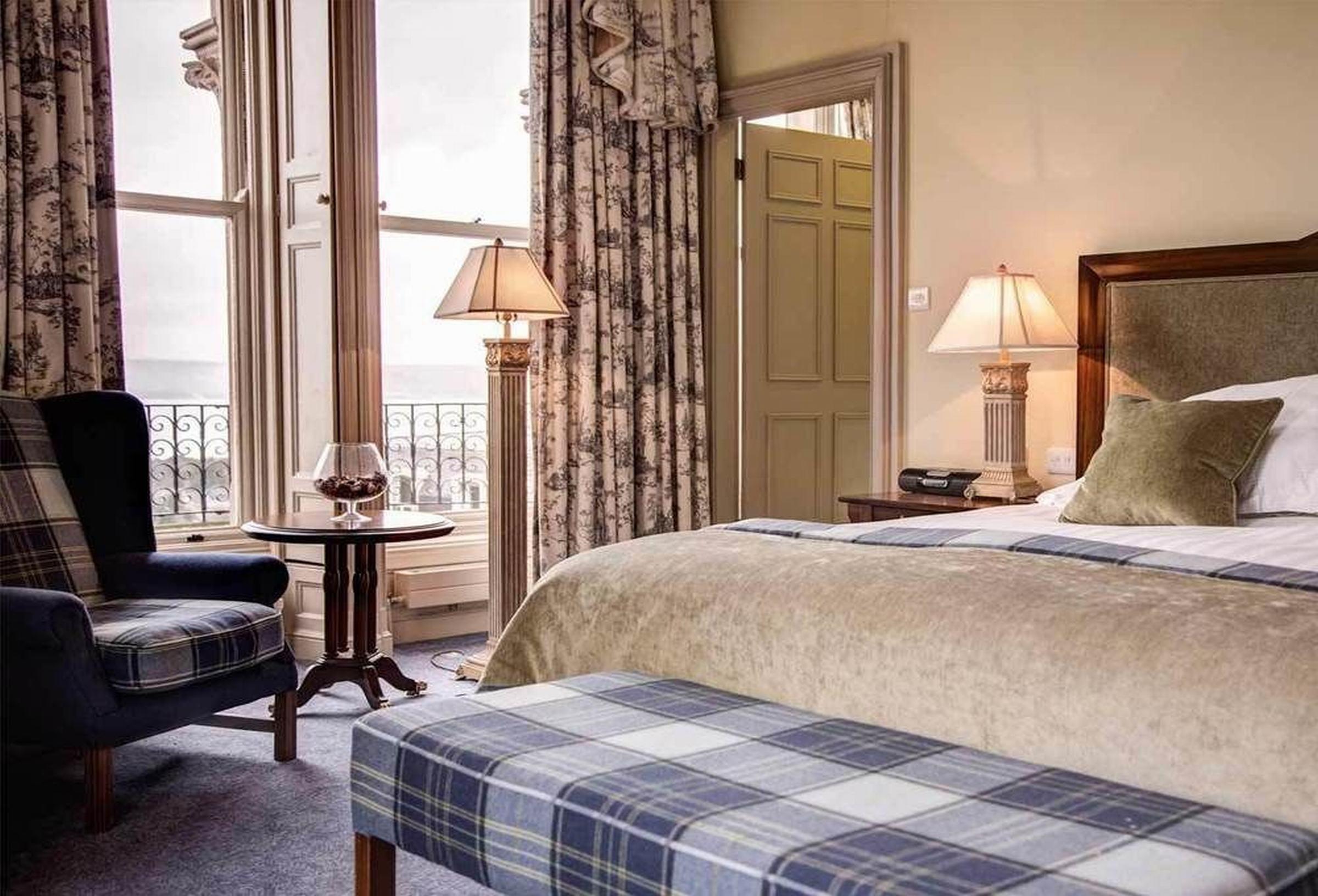 The Culloden Estate And Spa Holywood  Exterior foto A bedroom at the hotel